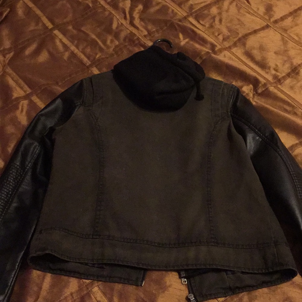 Jacket - Picture 2 of 3